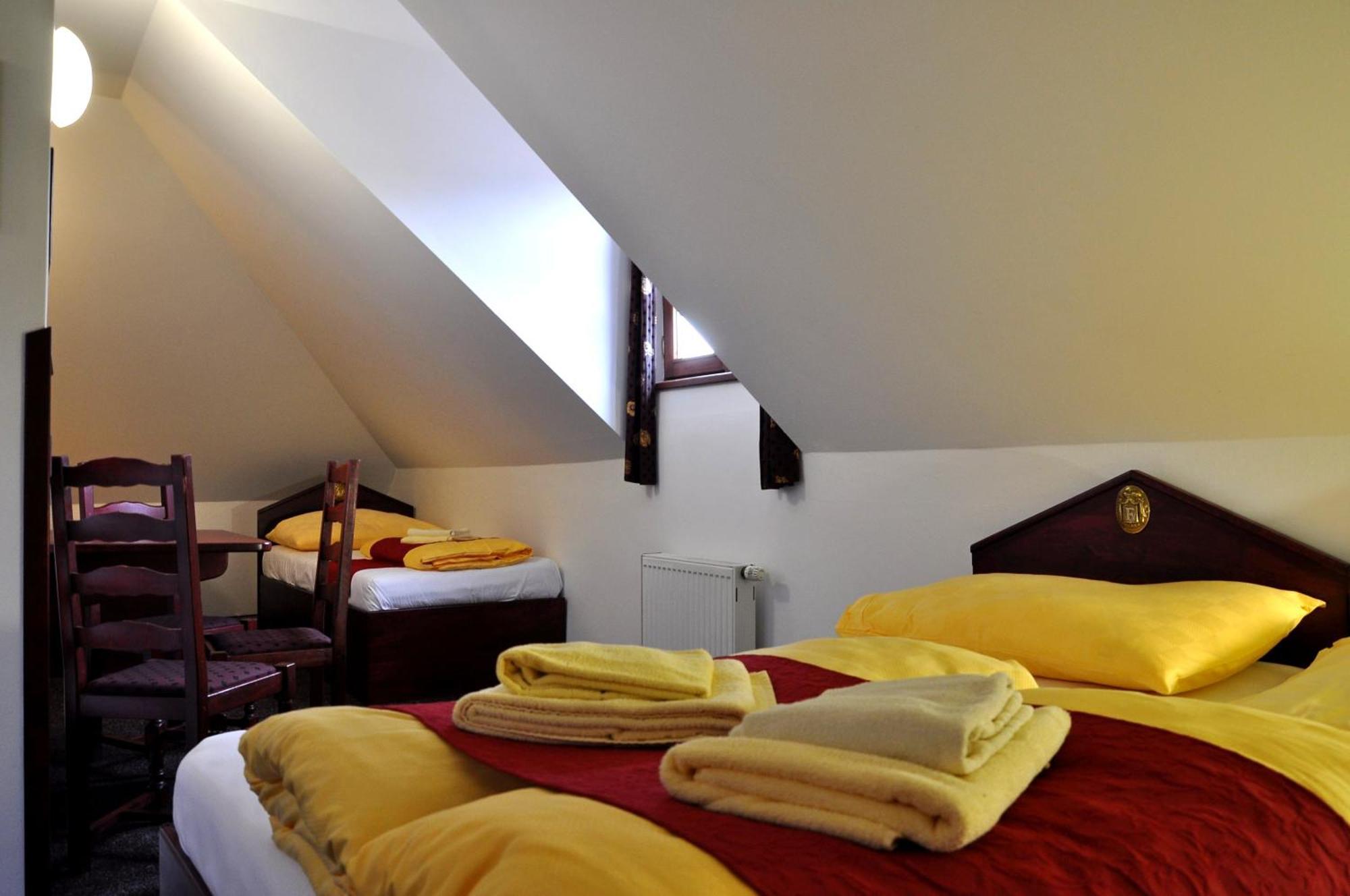 Hotel Cisar Ferdinand Loket Cameră foto