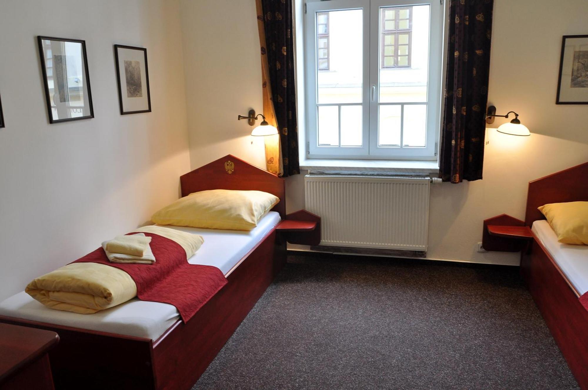 Hotel Cisar Ferdinand Loket Cameră foto