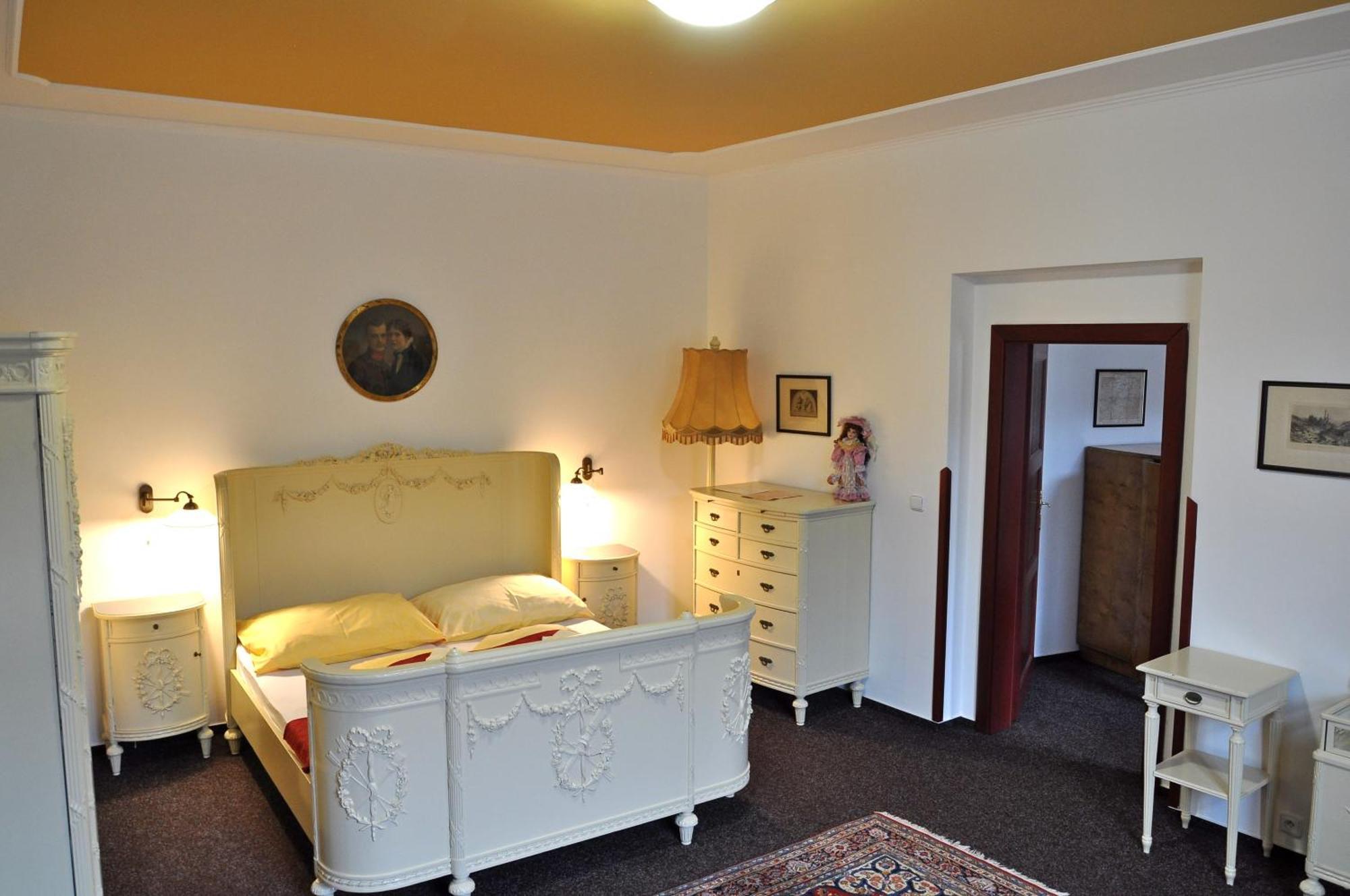 Hotel Cisar Ferdinand Loket Cameră foto