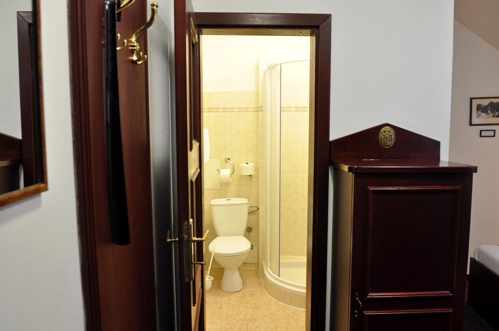Hotel Cisar Ferdinand Loket Cameră foto